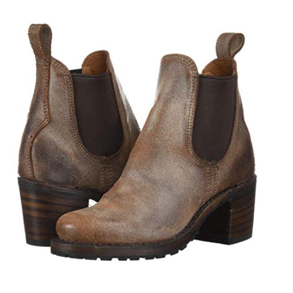 Frye Sabrina Chelsea Boots NWT - Picture 7 of 7